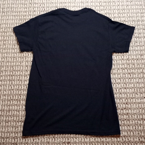 Johnny Cash Country Music Shirt Small Tee Shirt Top The Man in Black - Picture 2 of 2